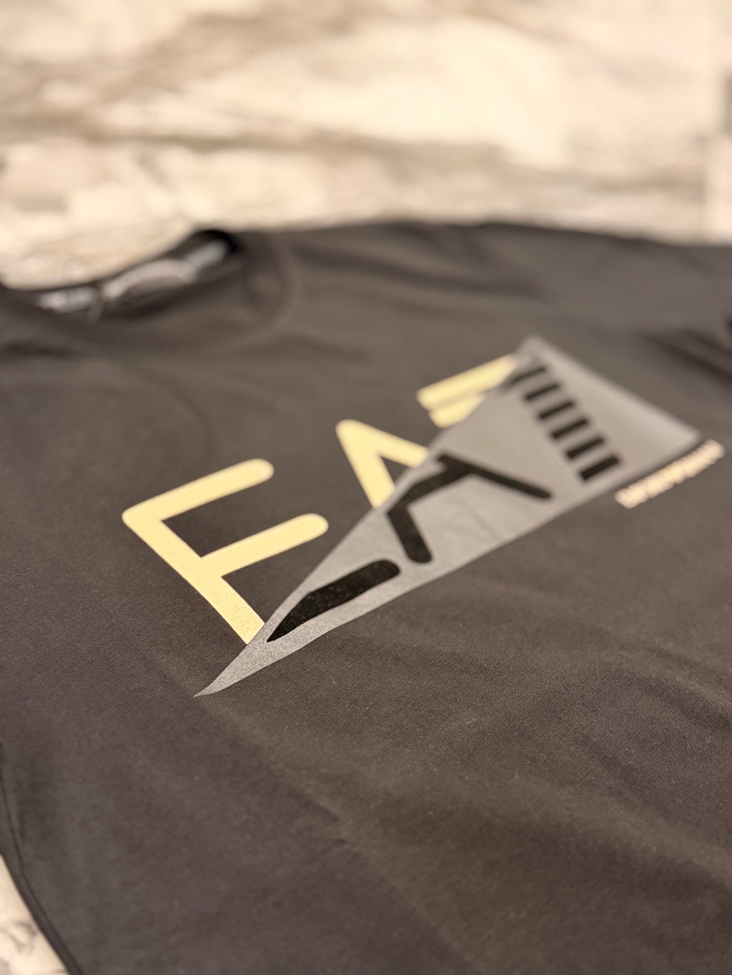 Тениска Emporio Armani EA7