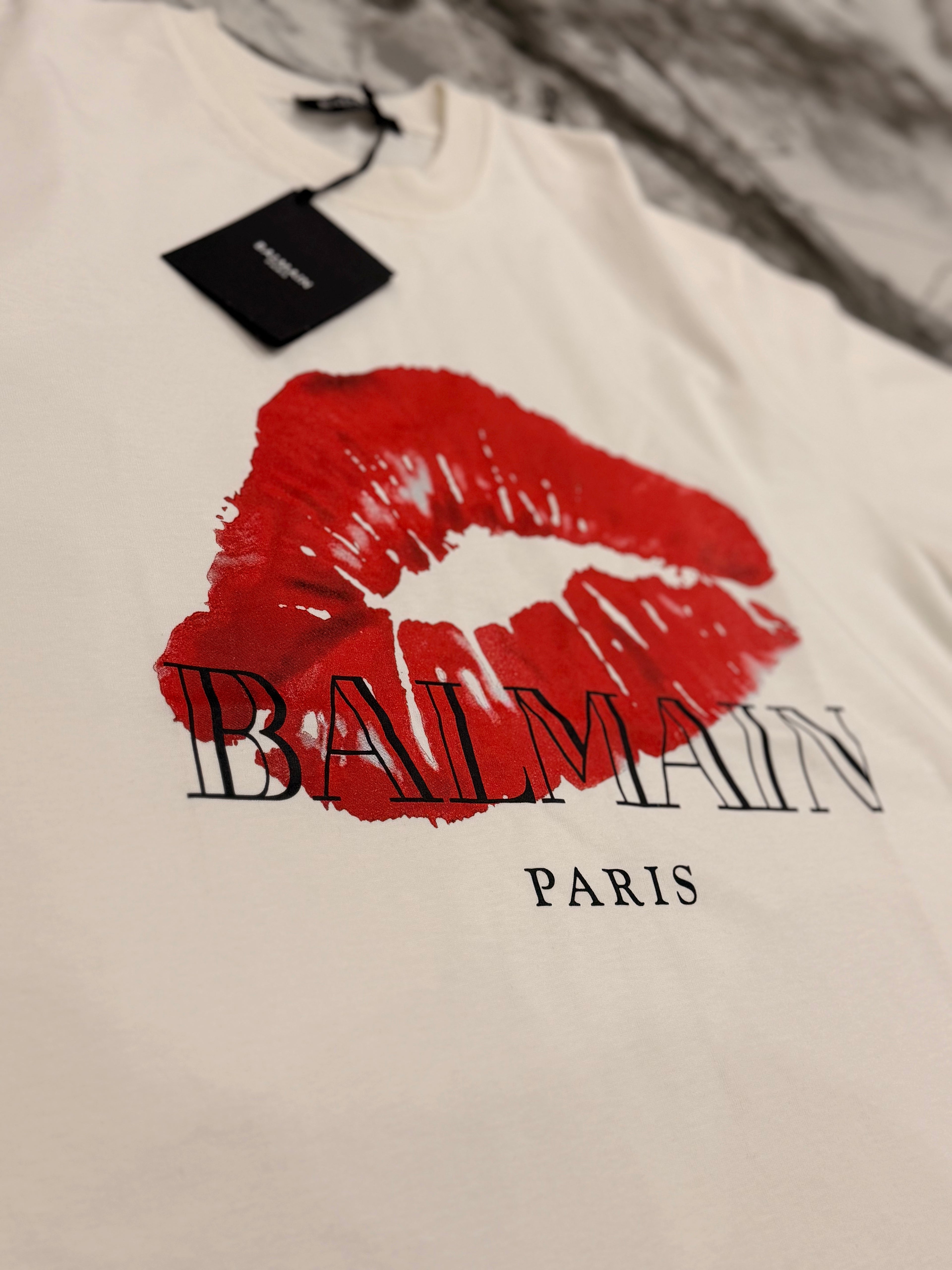 Тениска Balmain „Kiss”