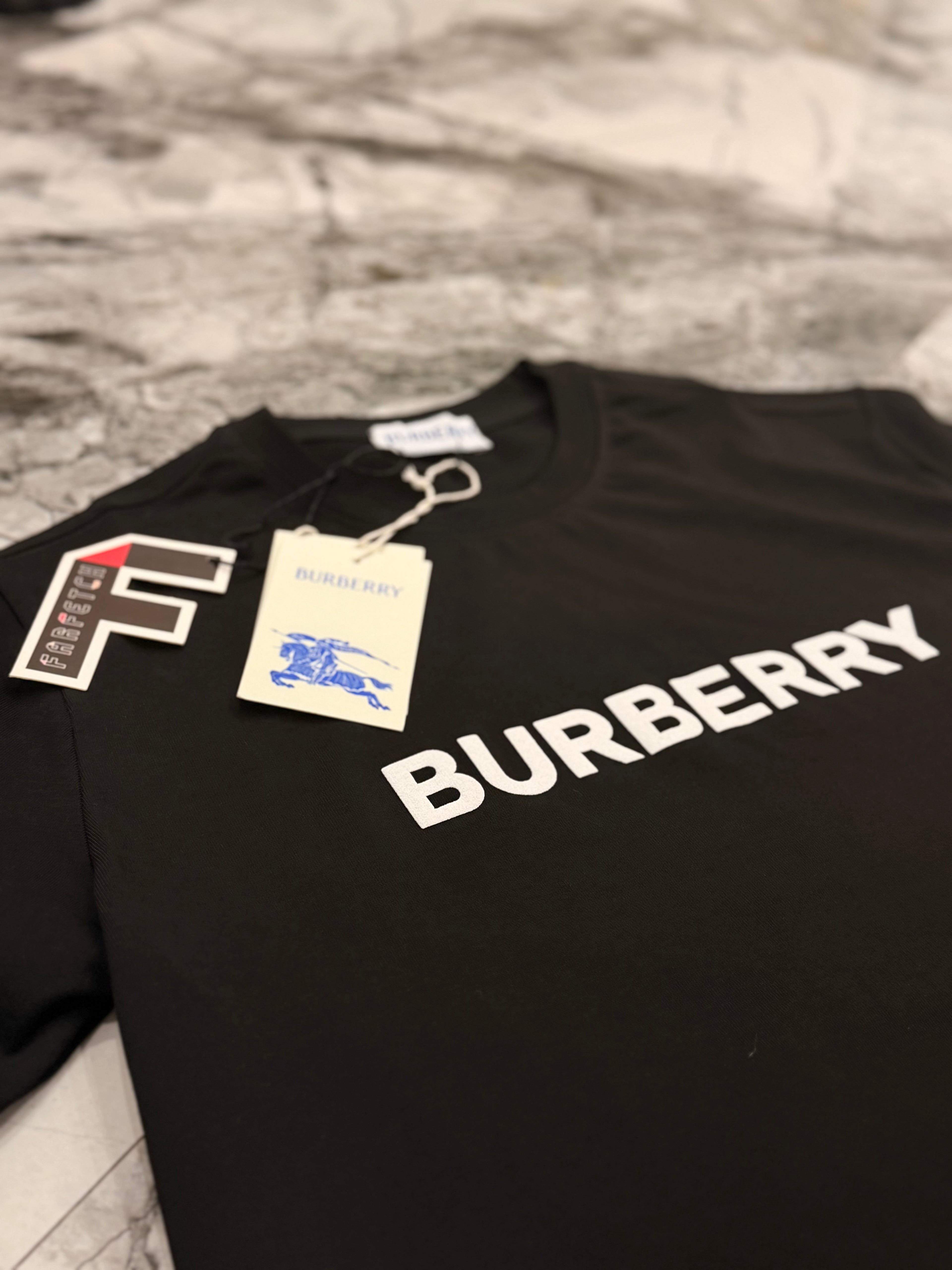 Тениска Burberry