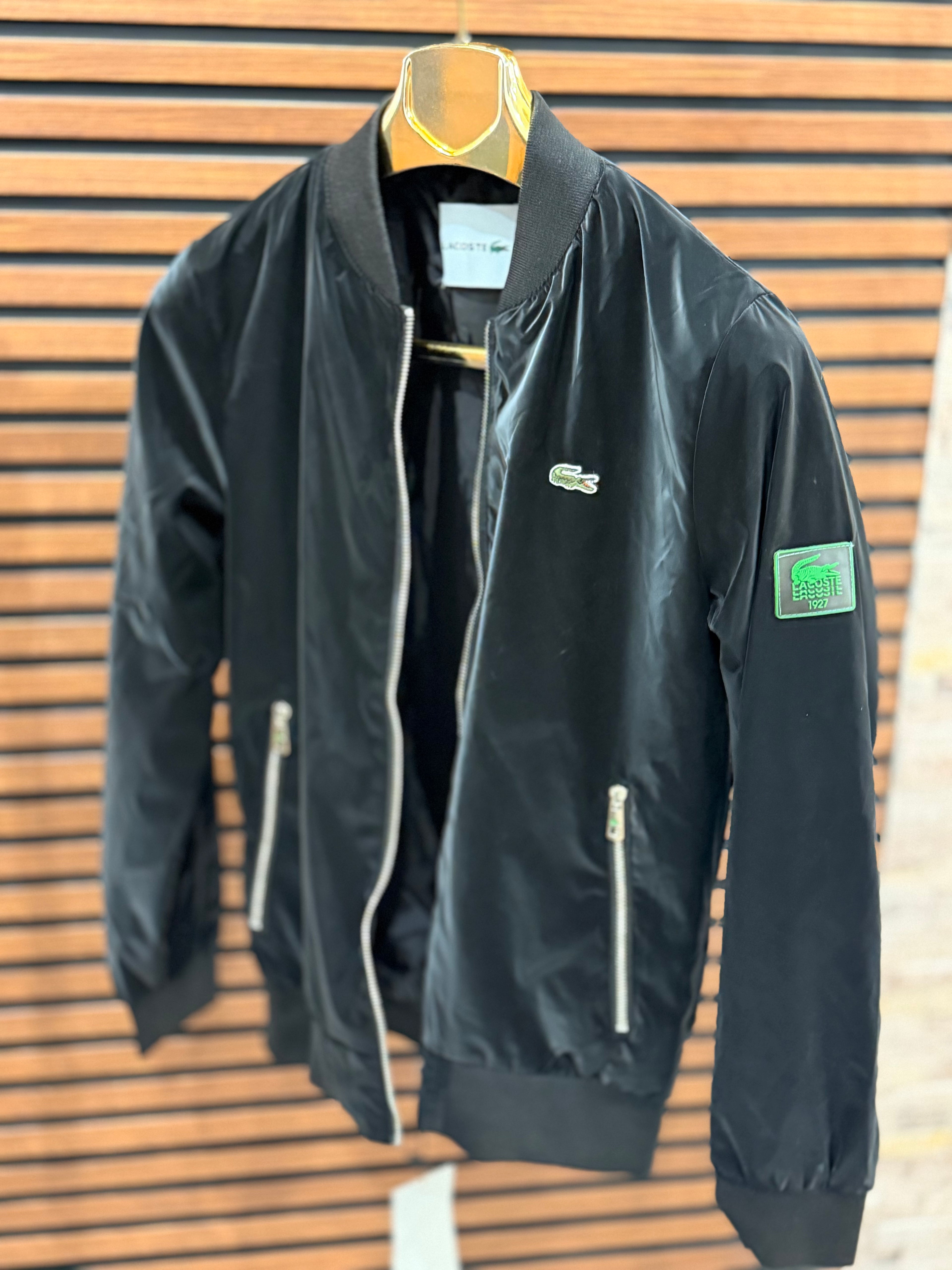 Горница Lacoste