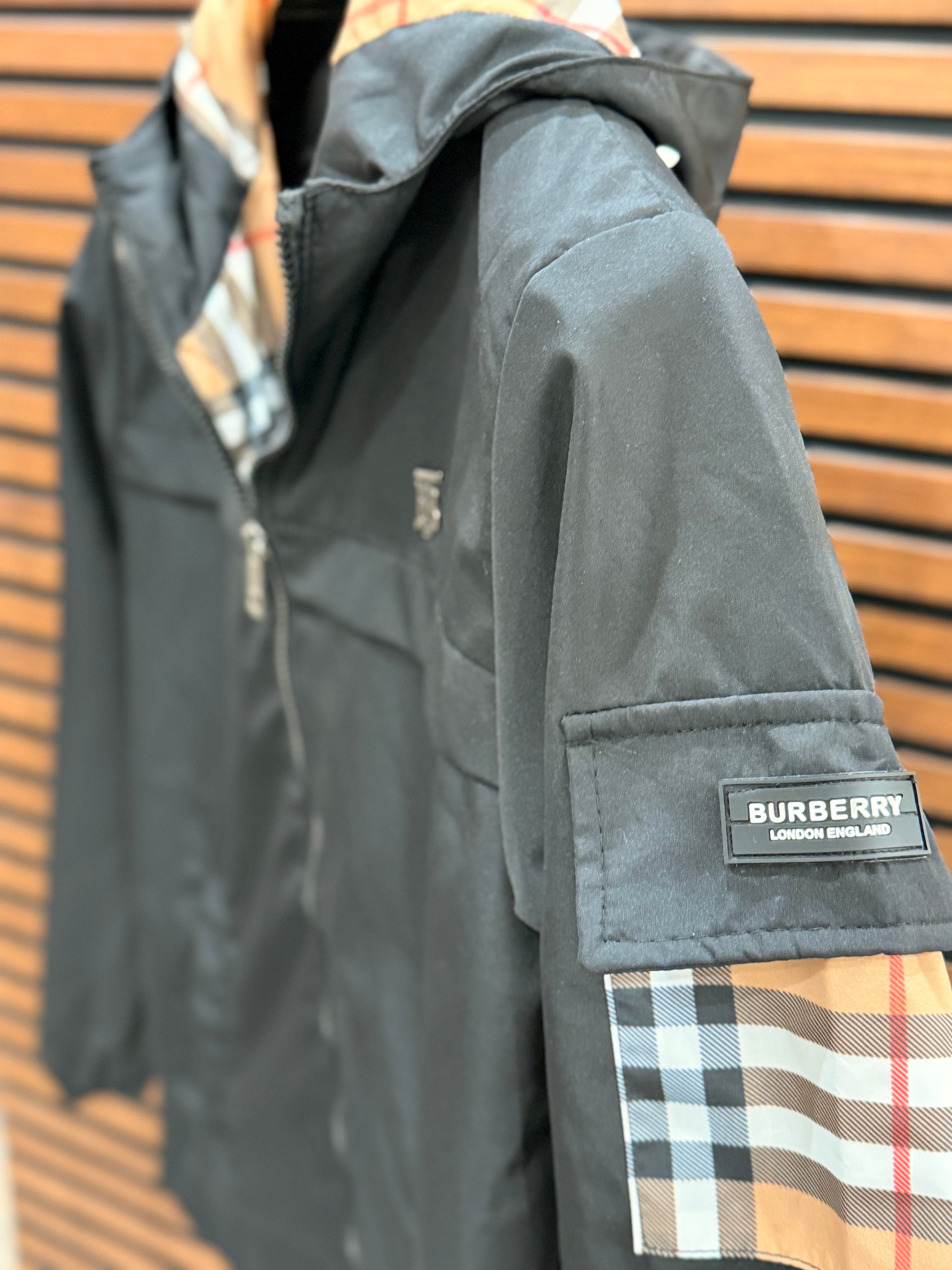 Горница Burberry